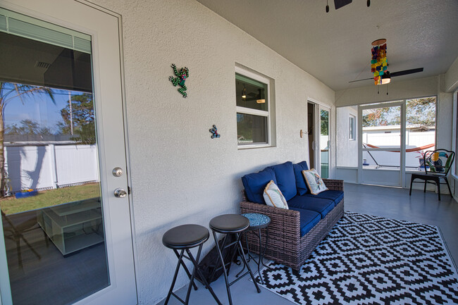 Building Photo - 3887 Hawkeye Cir