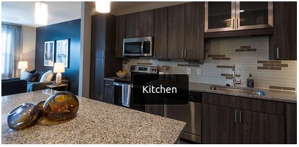 Building Photo - 2821 Manorcrest Ct