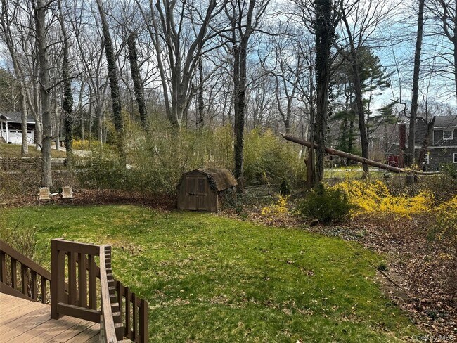 Building Photo - 2581 Roanoke Ave