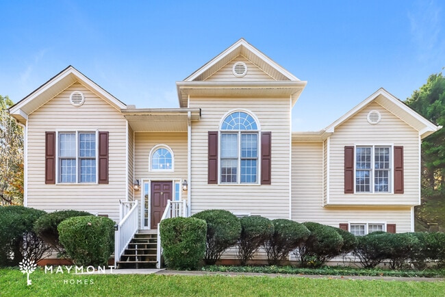 Building Photo - 230 Camden Knoll