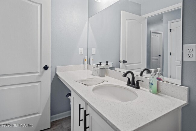Building Photo - 11647 Pacific Dogwood Ct