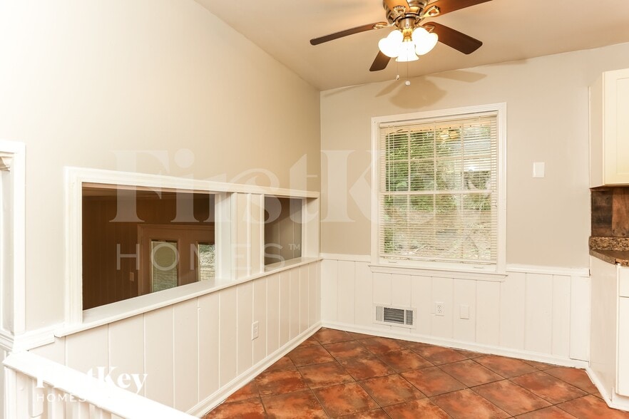 Building Photo - 4278 Autumn Hill Dr