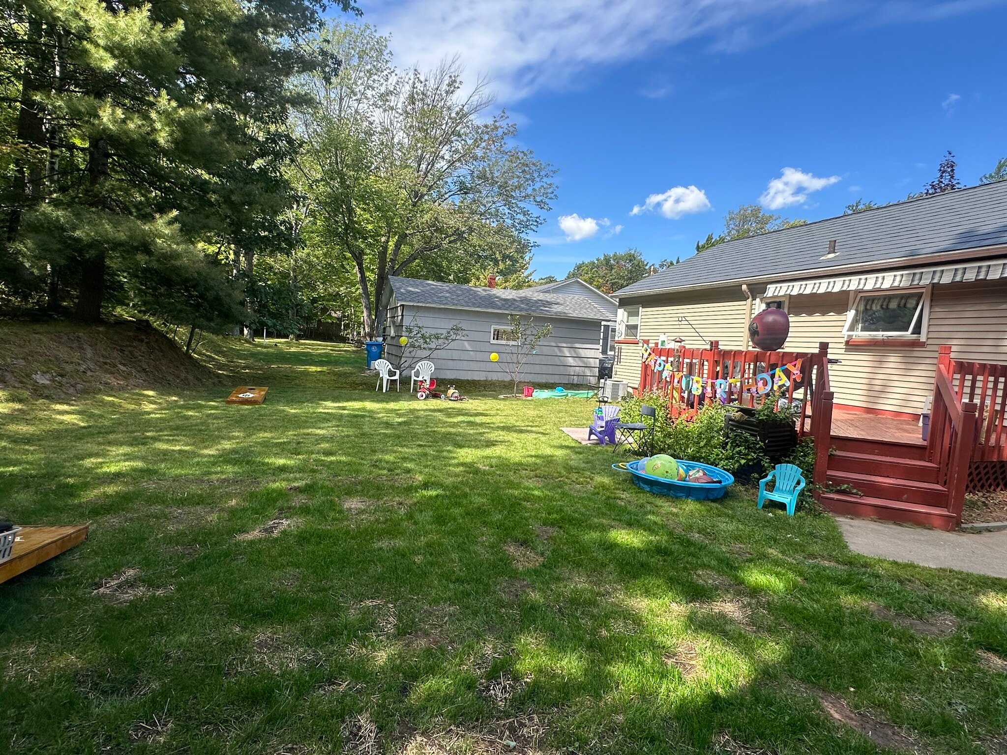 Building Photo - 1825 W Fair Ave