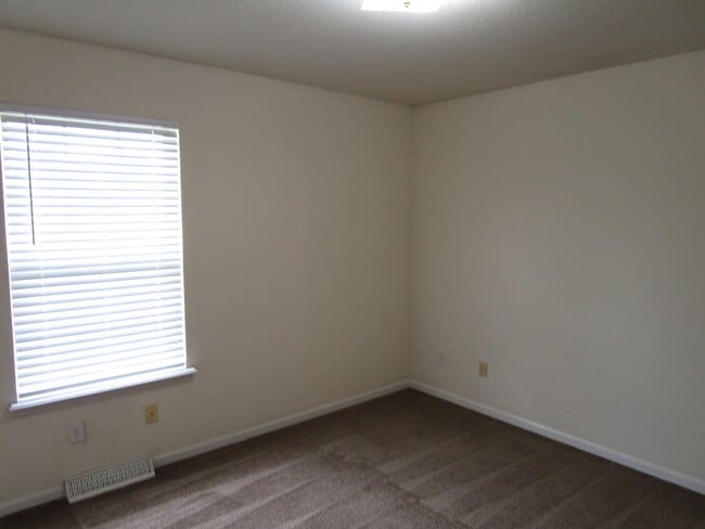 Building Photo - 4404 W Jeana Ct