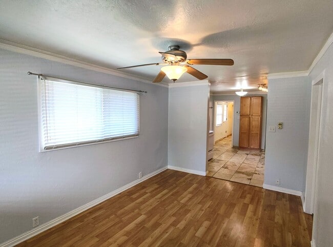 Building Photo - 3 Bd 1 Bath Home Includes Yard Care