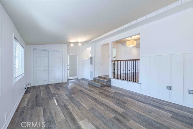 Building Photo - 2371 Park Ave