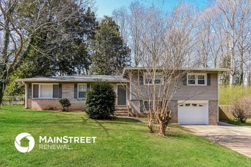 Primary Photo - 5613 Woodland Dr