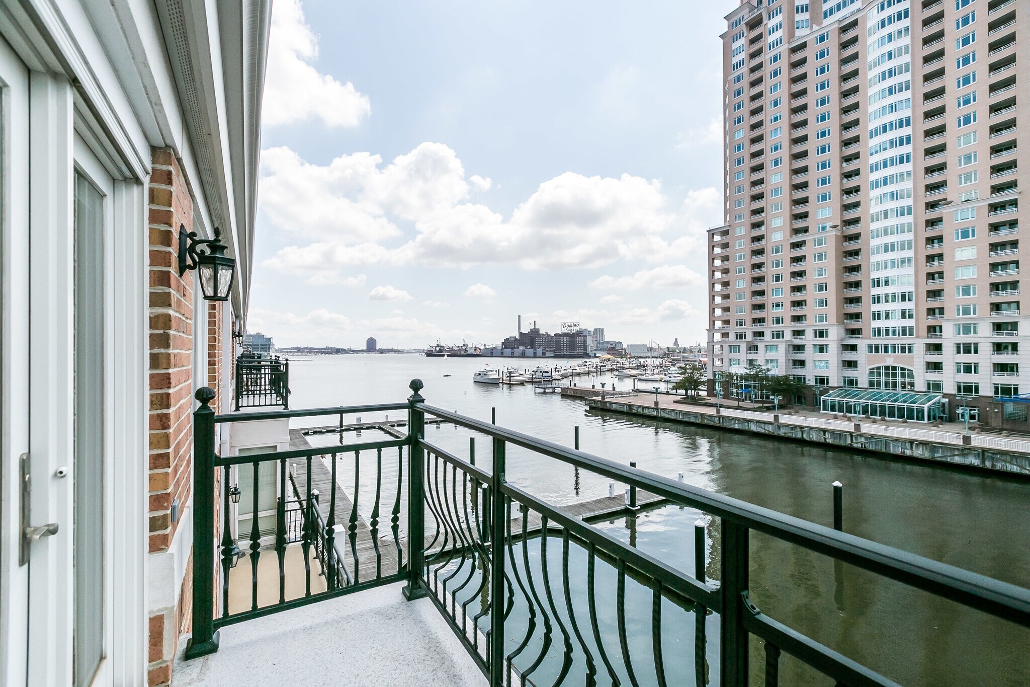 Building Photo - 639 Ponte Villas S