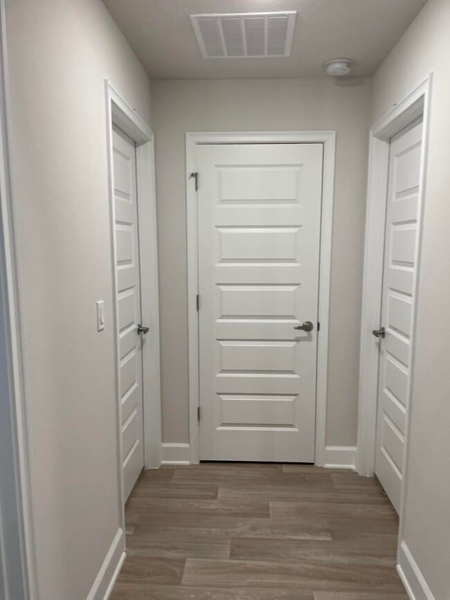 Building Photo - 5236 NW Iredell St