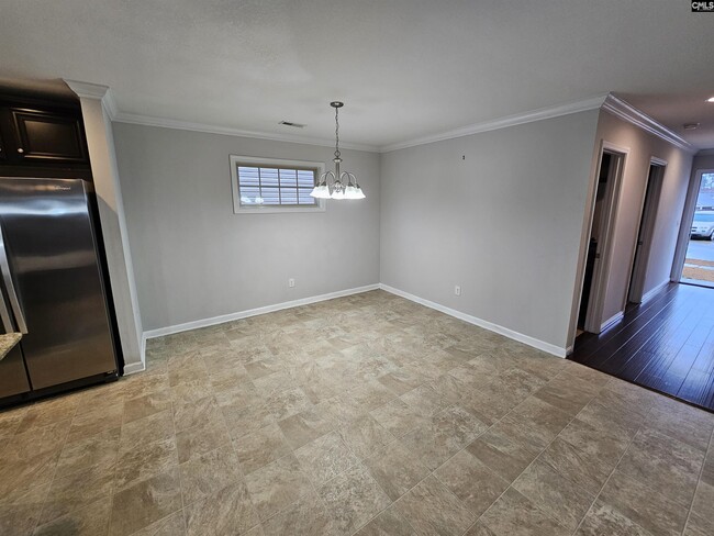 Building Photo - 940 Yarrow Ln