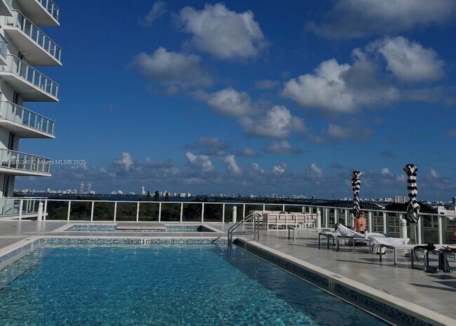 Building Photo - 4250 Biscayne Blvd