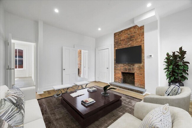 Primary Photo - 93 43rd St