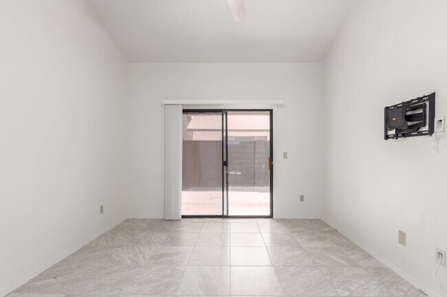 Building Photo - Light & Bright Retreat with Modern Touches!