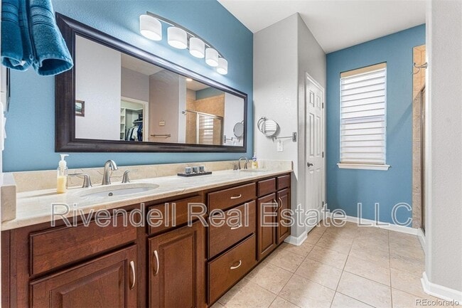 Building Photo - 7989 Grady Cir