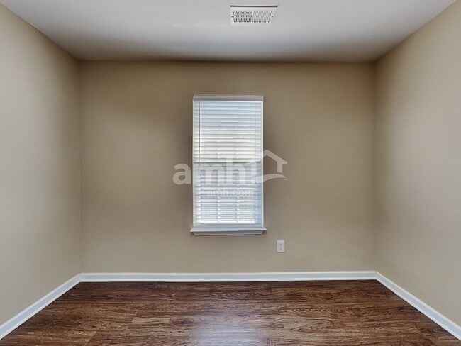 Building Photo - 1482 Hammermill Ln