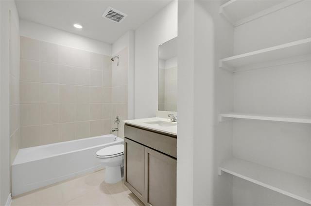 Building Photo - 804 Honey Maple St