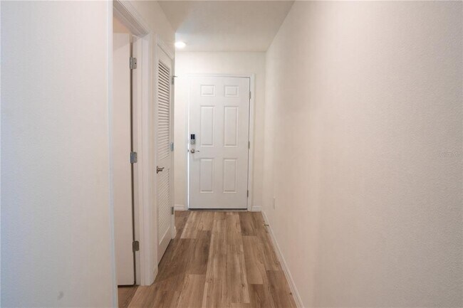 Building Photo - 2894 NE 21st Ct Rd