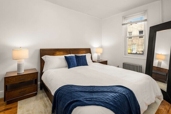 Building Photo - 57 Withers St