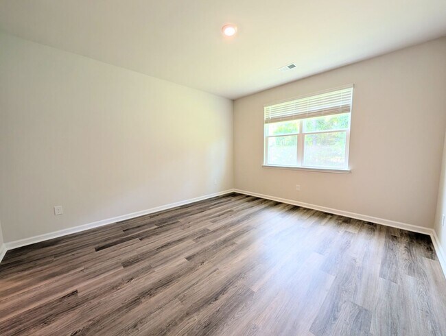 Building Photo - Brand New Home in Sand Ridge Park