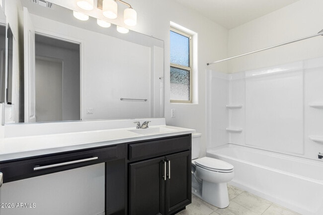 Building Photo - 665 E Rojo Way