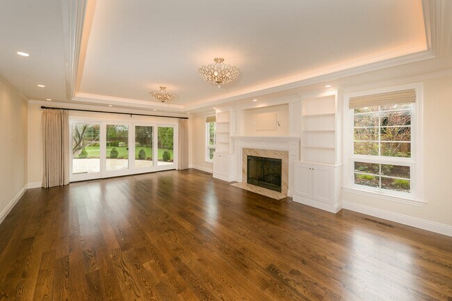 Building Photo - 30 Trophy Ct