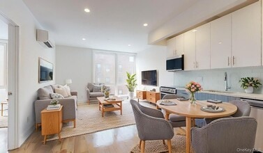 Building Photo - 138-28 Queens Blvd