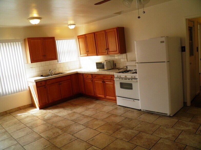 Building Photo - 1269 S Ridgeley Dr