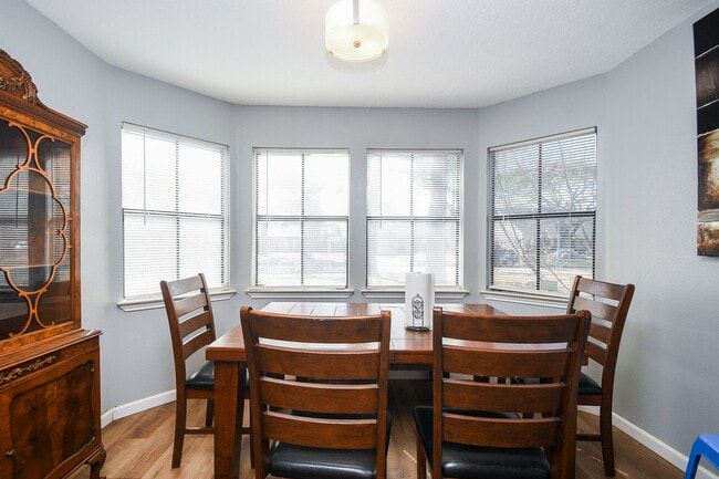 Building Photo - 15310 Barbarossa Dr