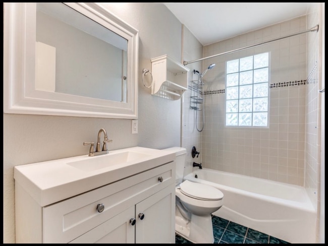 Building Photo - 5075 FM 5