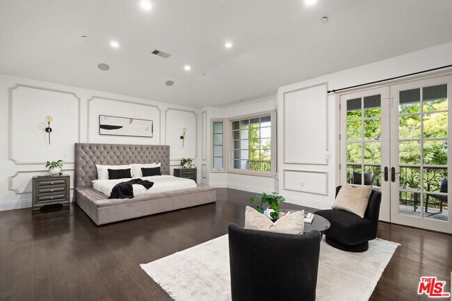 Building Photo - 4923 Amigo Ave