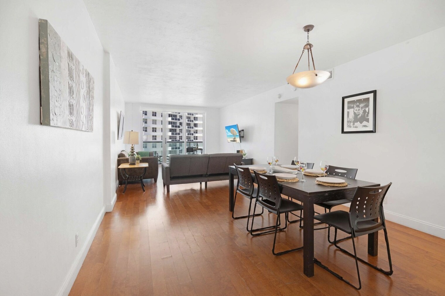 Building Photo - 3801 S Ocean Dr
