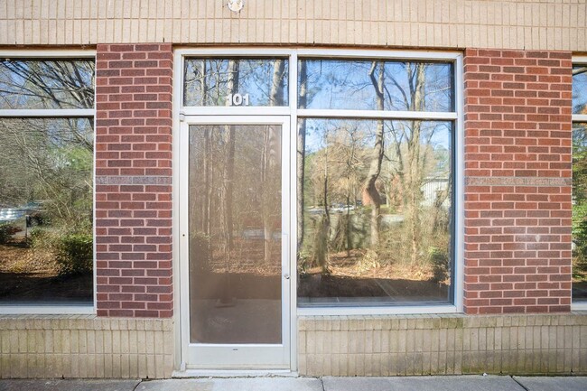 Building Photo - 5621 Departure Dr