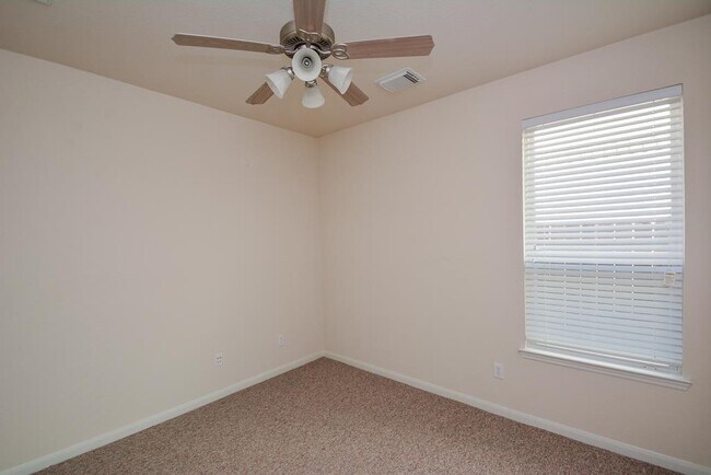 Primary Photo - 26427 Cole Trace Ln