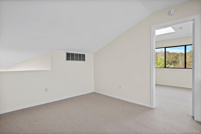 Building Photo - 59 Watchogue Ave