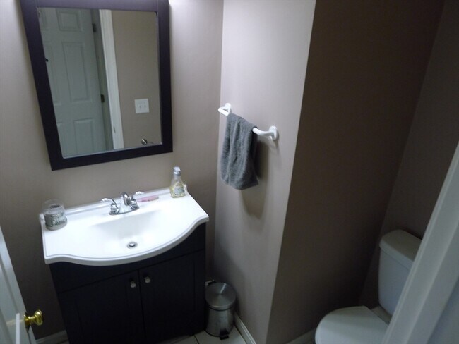 Building Photo - 89 Brookdale Cir