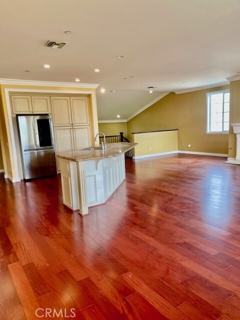 Building Photo - 1211 Chesapeake Dr