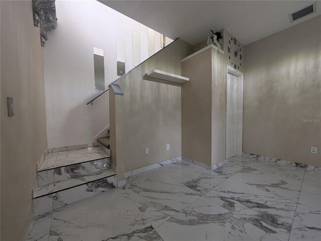 Building Photo - 4321 Deermont Cir
