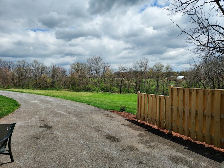 Building Photo - 13249 Creagerstown Rd