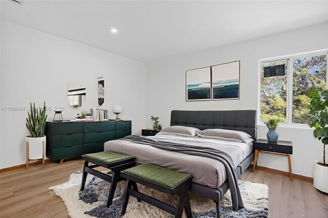 Building Photo - 1515 Redland Rd