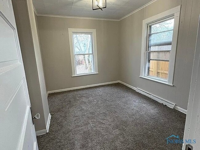 Building Photo - 1723 Stahlwood Ave