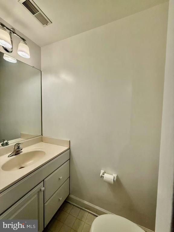 Building Photo - 13772 Lambertina Pl