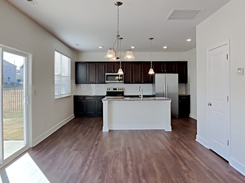 Building Photo - 417 Bluewater Dr