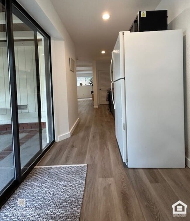 Building Photo - Furnished Guesthouse Suite in Sonoma