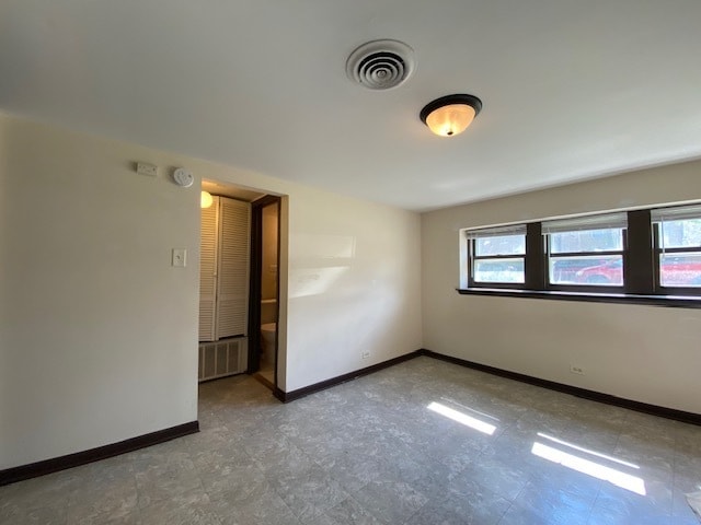 Building Photo - 2957 N Parkside Ave