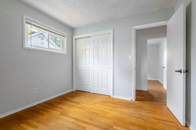 Building Photo - Charming 3-Bedroom Rancher Near Shadle Park