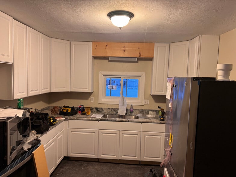 Building Photo - 418 S Wiley St