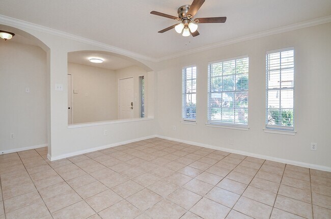 Building Photo - 3027 Texas Oak Dr