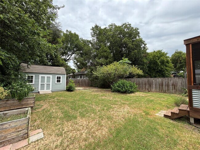 Building Photo - 3100 Prado St