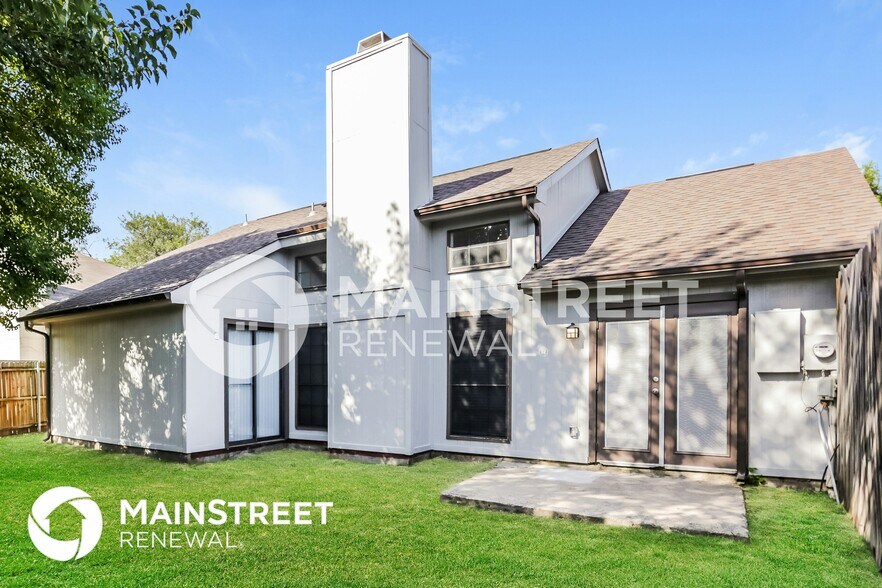 Building Photo - 5311 Pocassett Dr