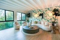 Building Photo - 30+ Day Fully Stylishly furnished & Tastef...